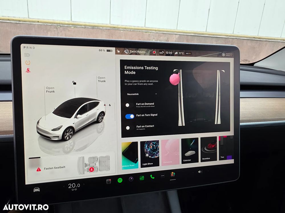 Tesla Model Y AWD Long Range - 24