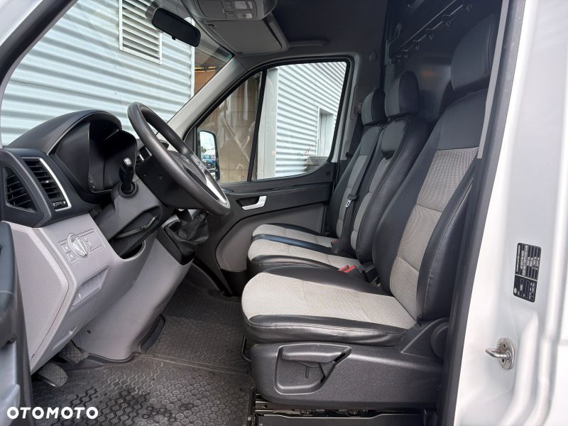 Hyundai H350 - 4