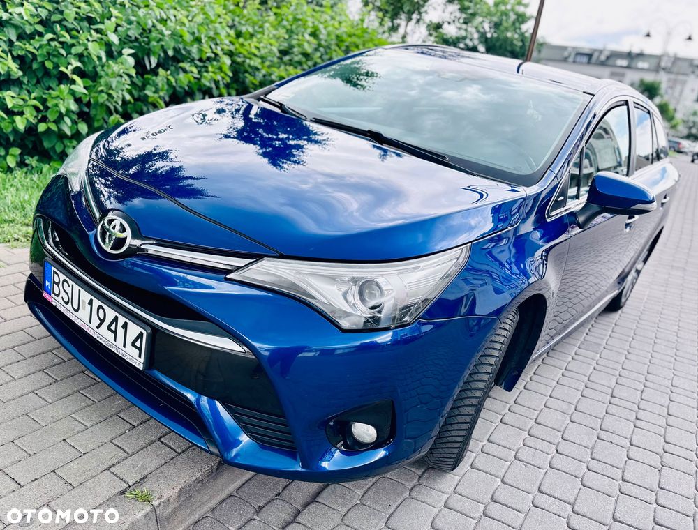 Toyota Avensis - 5