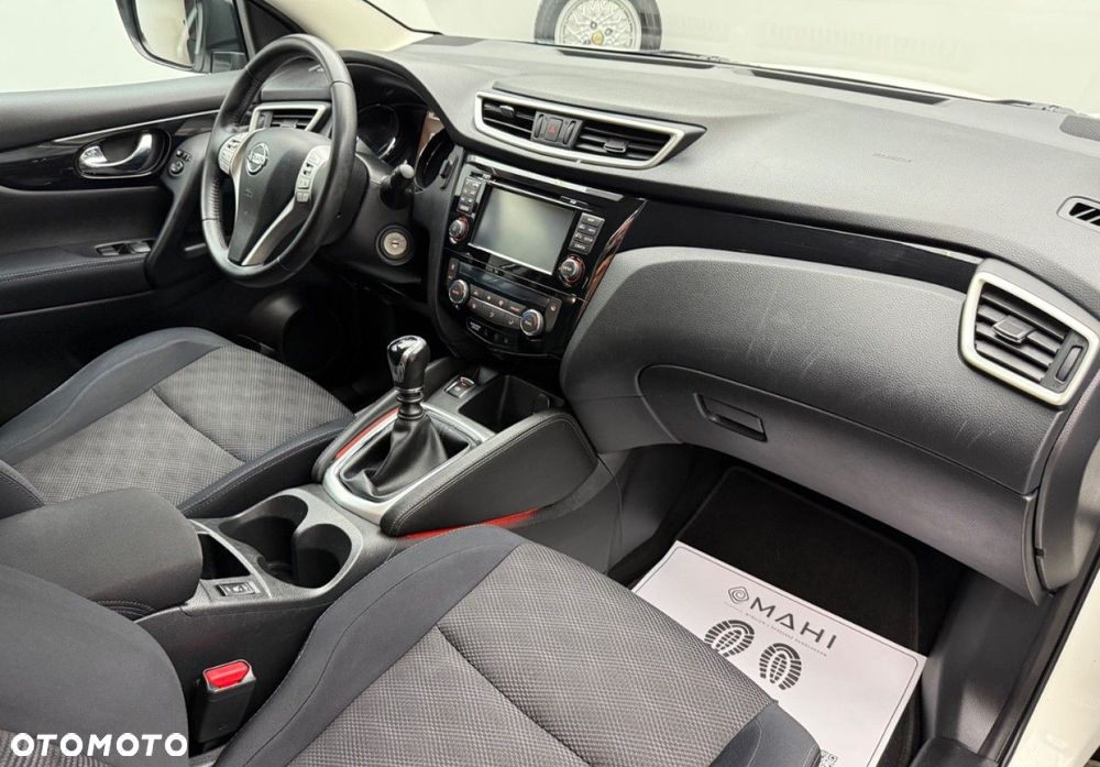 Nissan Qashqai - 17