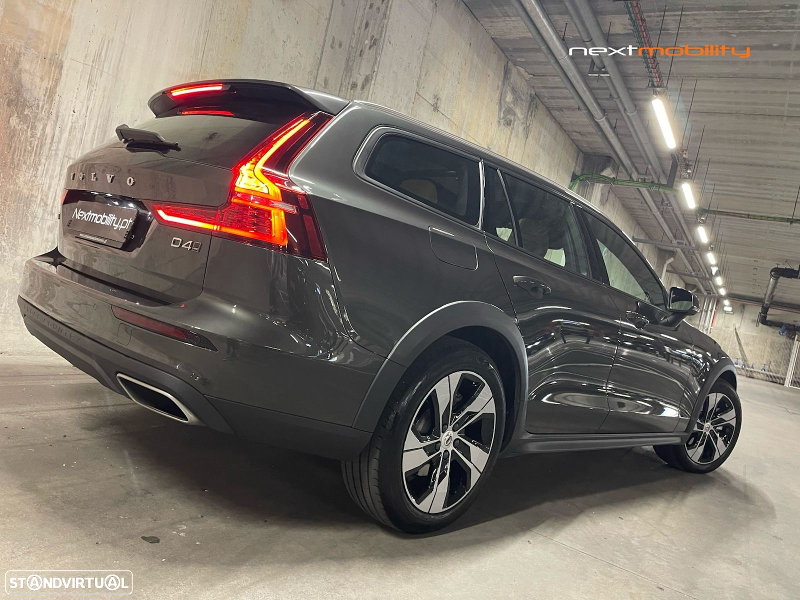 Volvo V60 Cross Country 2.0 D4 Geartronic - 6