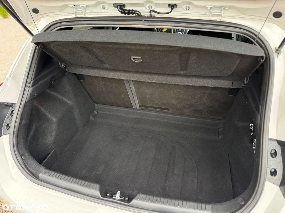 Hyundai i30 1.4 Comfort - 17