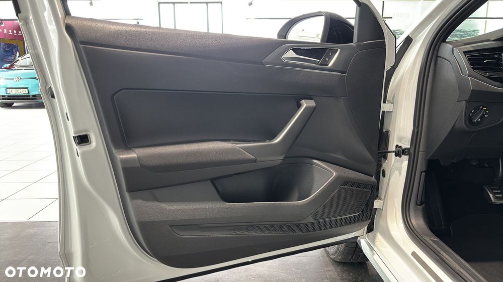 Volkswagen Taigo 1.5 TSI ACT R-Line DSG - 11