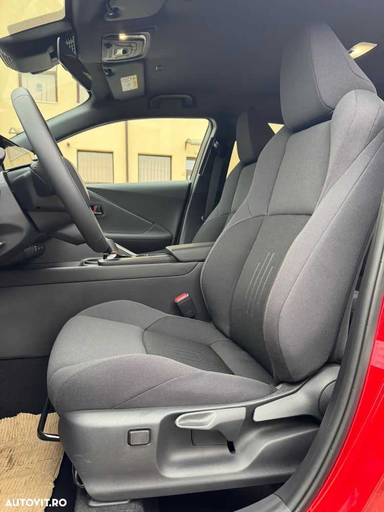 Toyota C-HR 1.8 HEV 140 CP 4x2 CVT Dynamic - 17