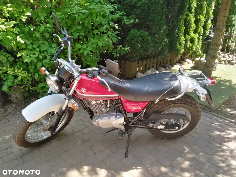 Suzuki RV - 3