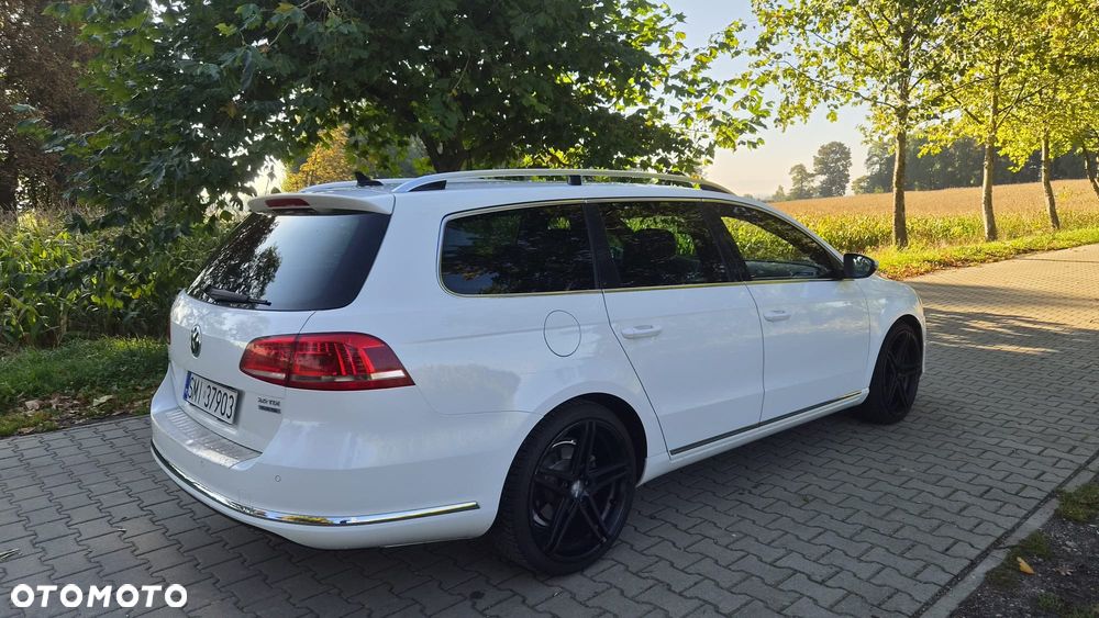 Volkswagen Passat - 21