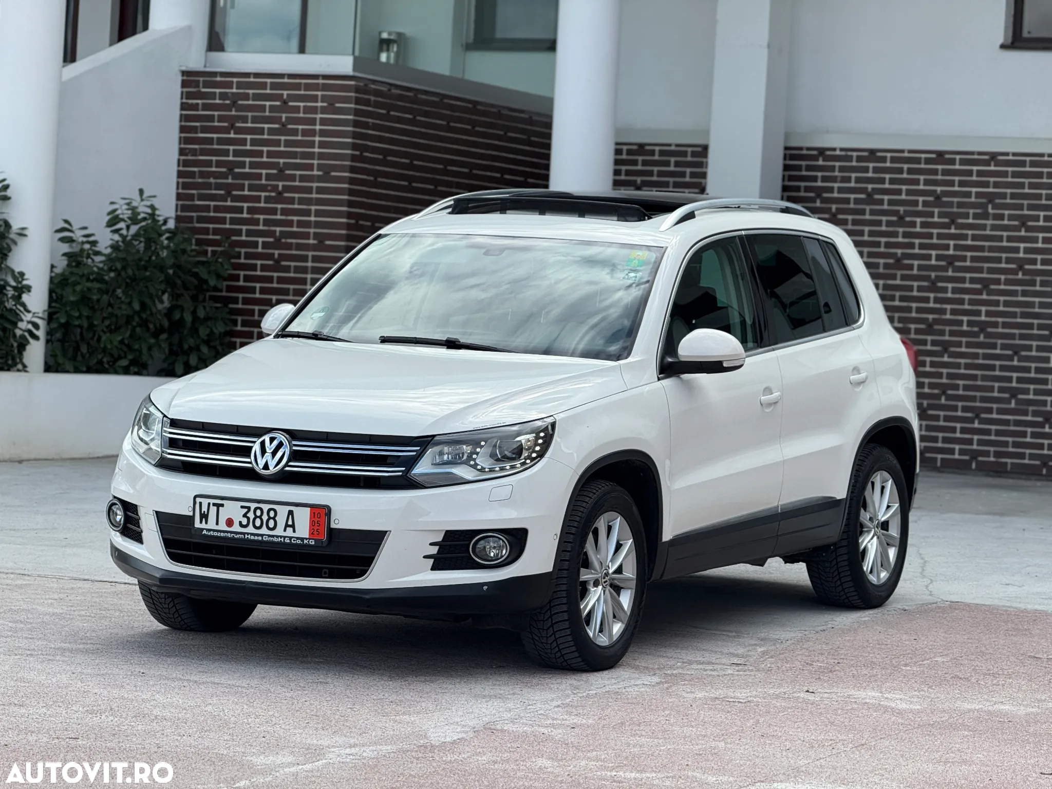Volkswagen Tiguan 2.0 TDI DPF 4Motion BlueMotion Technology DSG Cup Sport & Style - 2