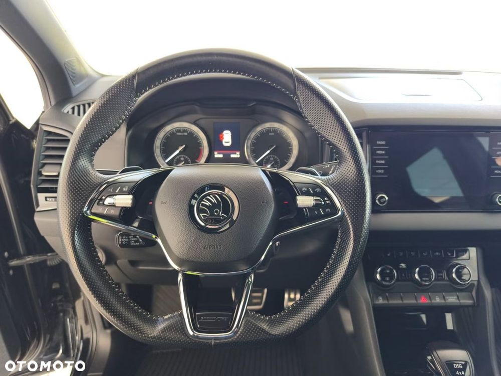 Skoda Karoq 2.0 TDI SCR 4x4 DSG Sportline - 18