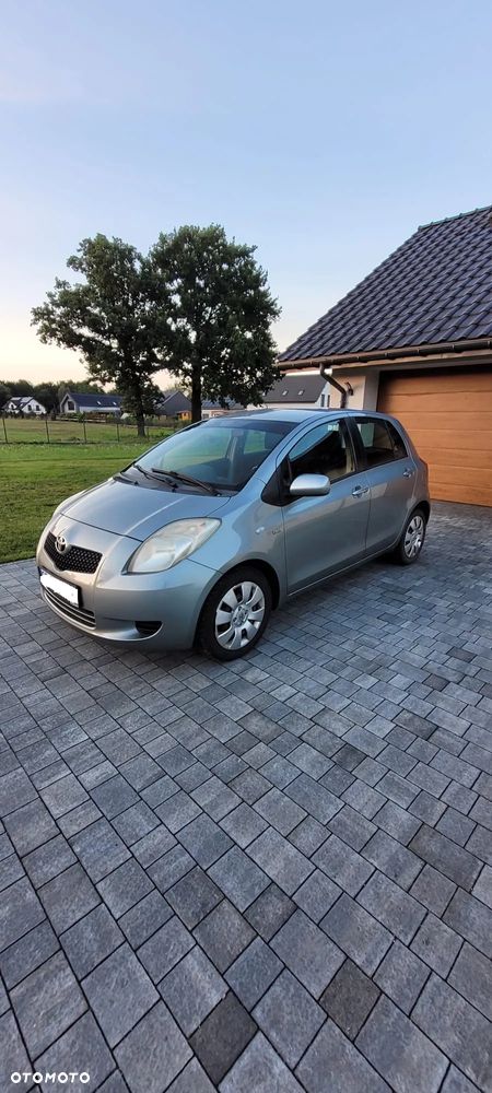 Toyota Yaris 1.4 D-4D Terra - 1