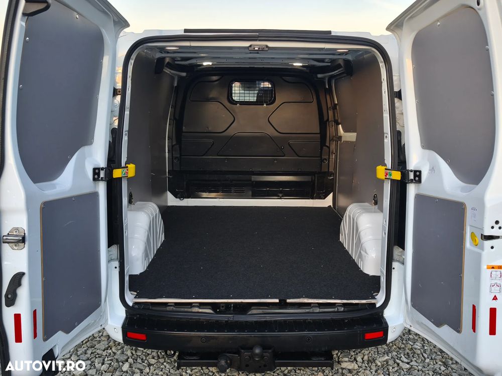 Ford Transit Custom - 9