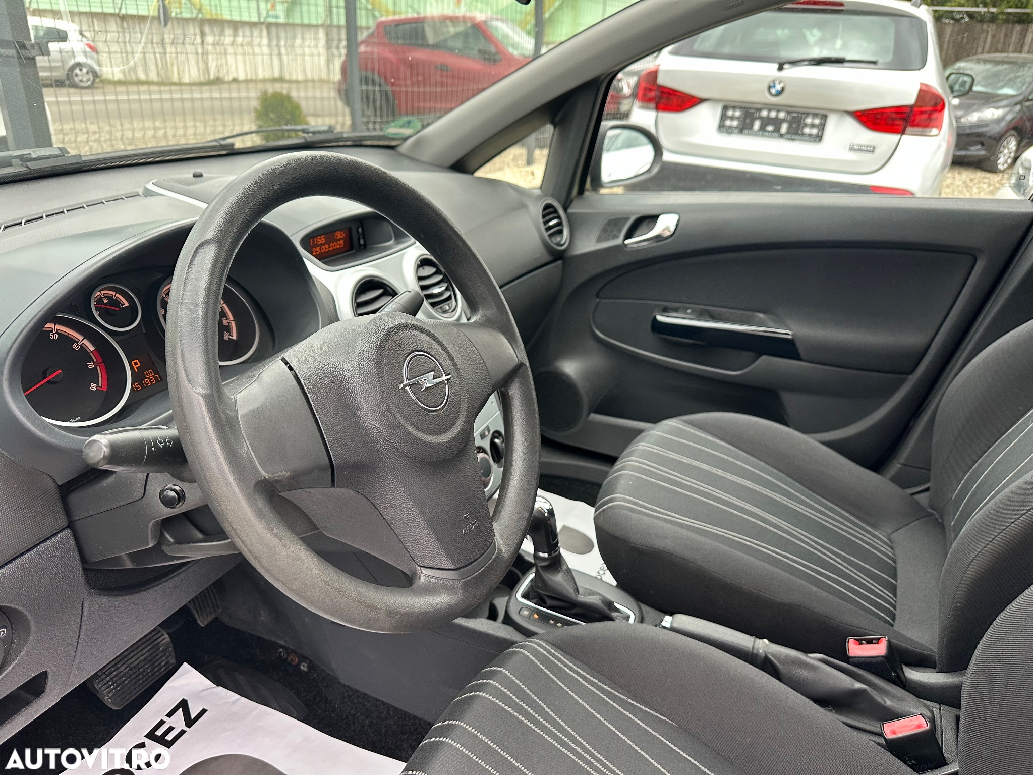 Opel Corsa 1.4i Aut Cosmo - 15