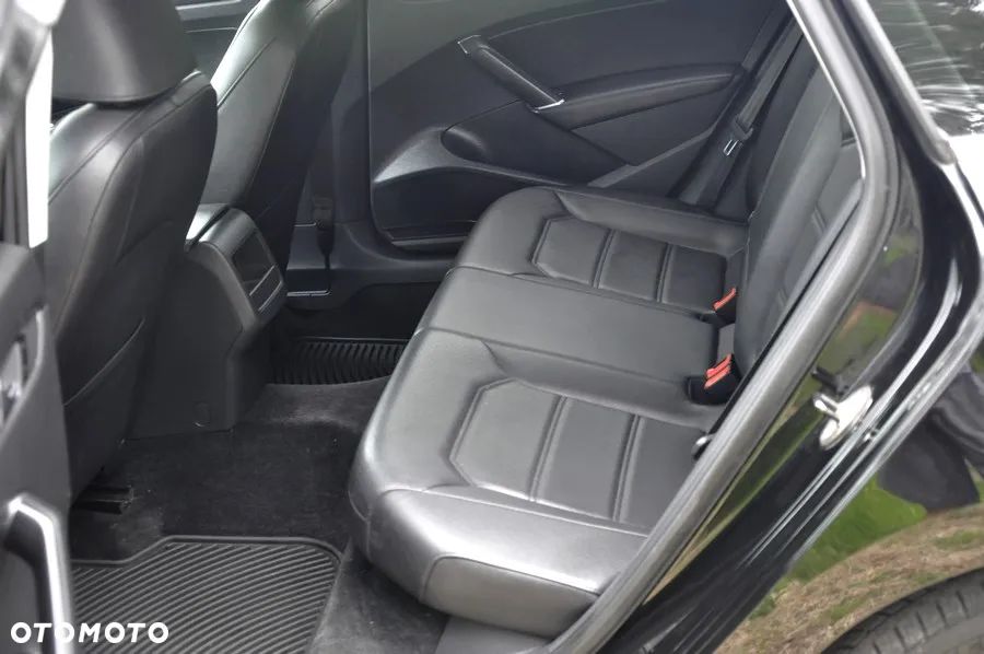 Volkswagen Passat 1.8 TSI BMT Highline DSG - 25