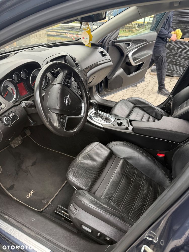 Opel Insignia 2.0 T Cosmo 4x4 - 12