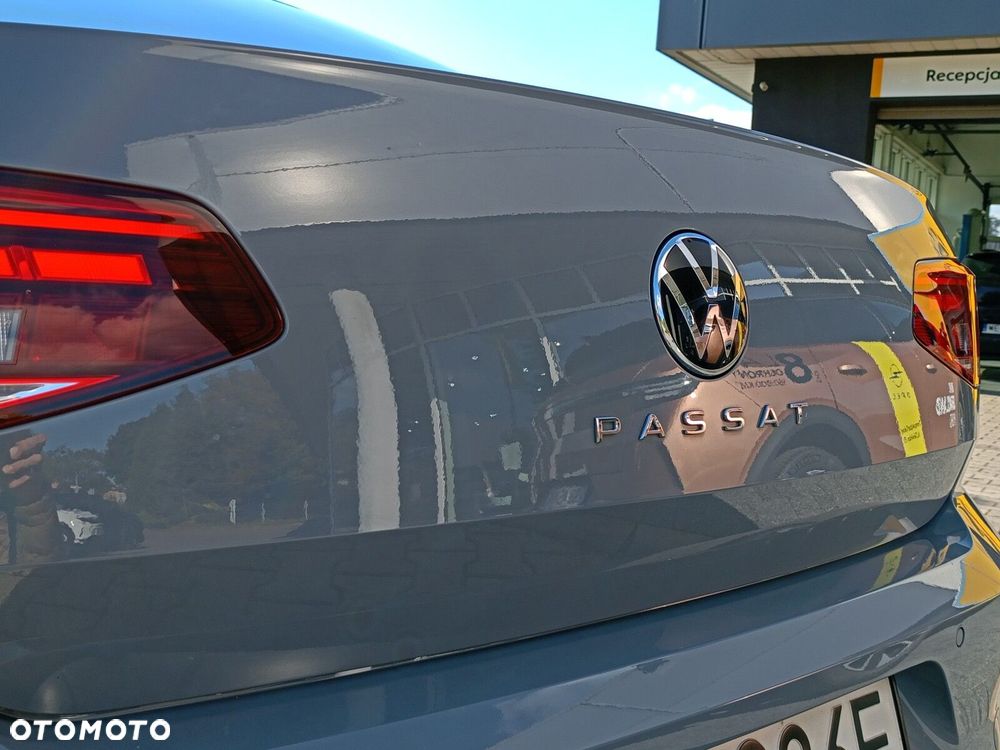 Volkswagen Passat - 8