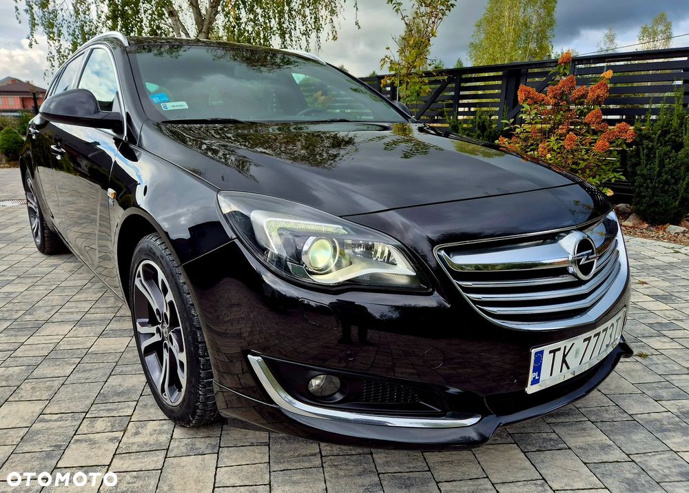 Opel Insignia 2.0 Bi Turbo CDTI 4x4 Country Tourer - 1