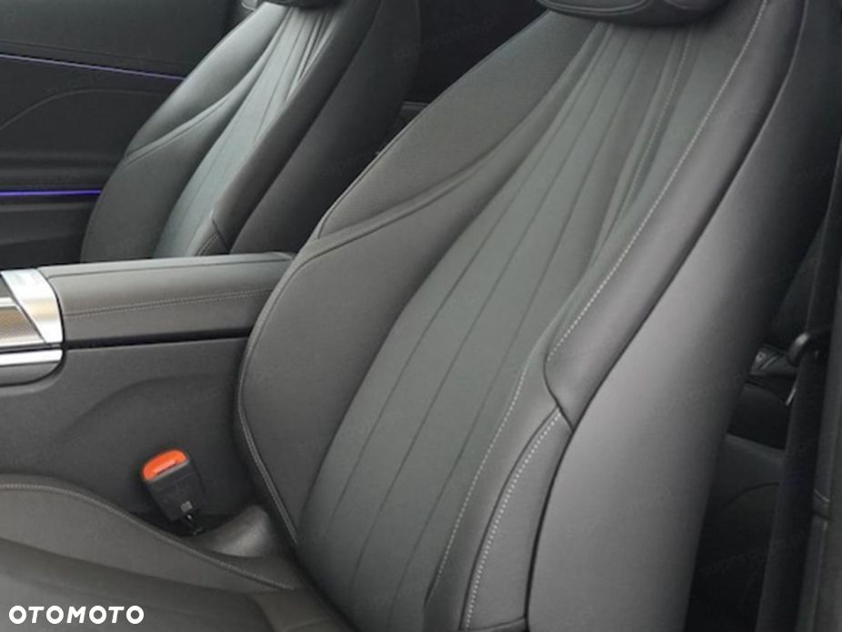 Mercedes-Benz CLE 200 mHEV 4-Matic AMG Line - 8