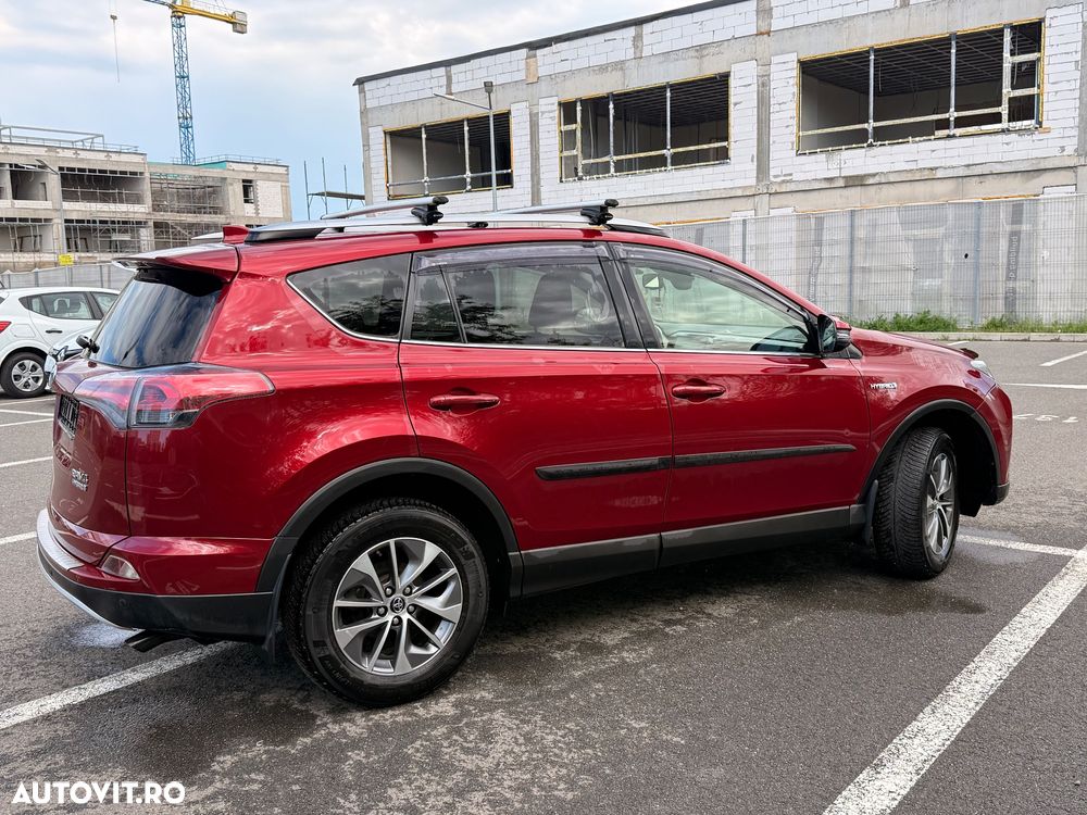 Toyota RAV4 - 3