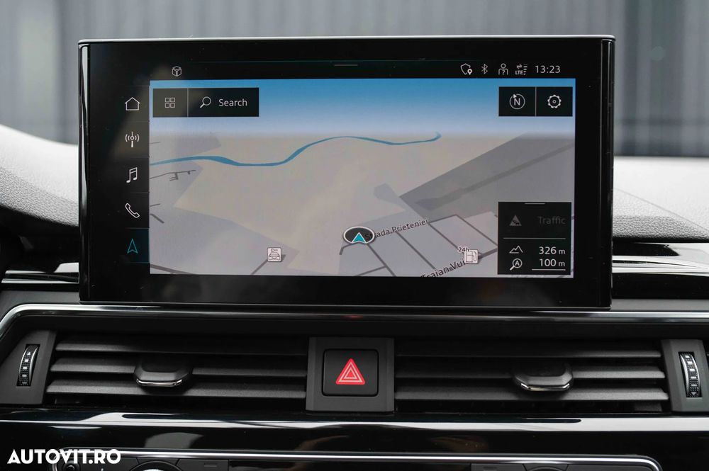 Audi A4 30 TDI S tronic S line - 33