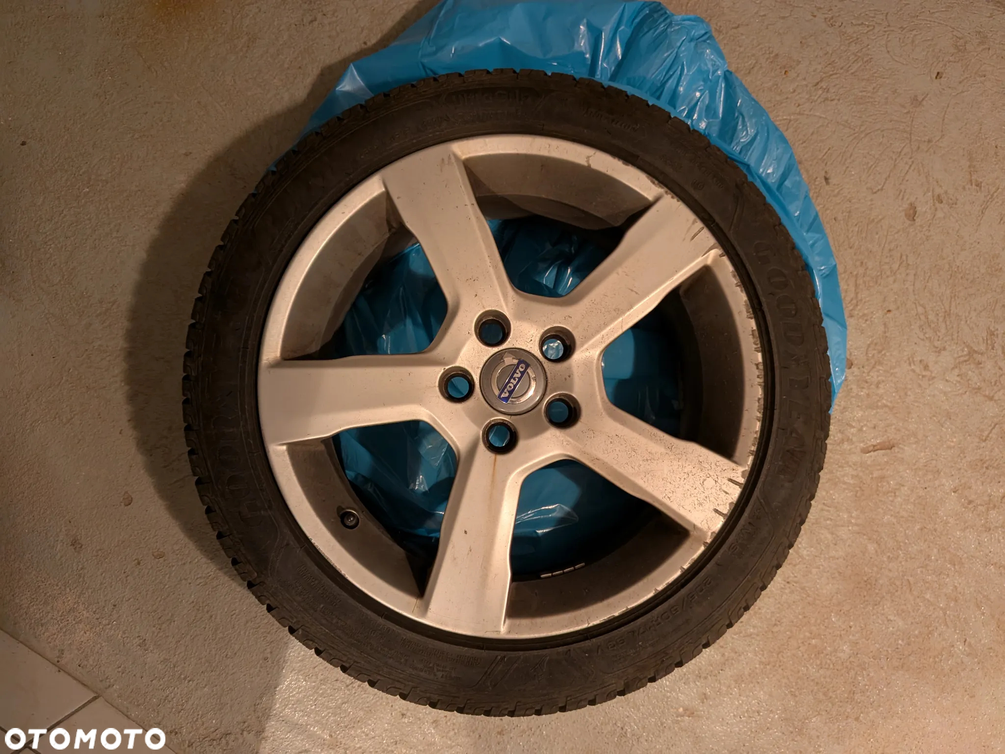 Volvo V50 D3 R-Design - 12