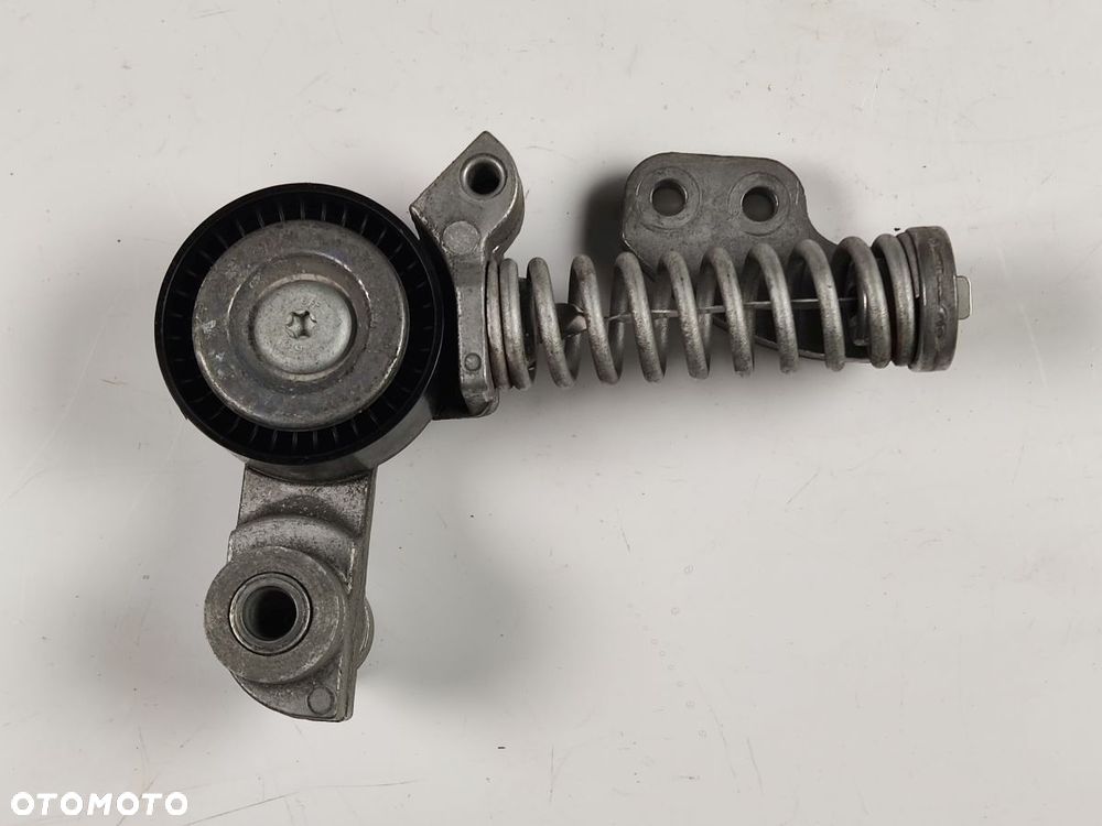 VOLVO XC40 2.0T T4 17-21r Napinacz Rolka Paska - 1