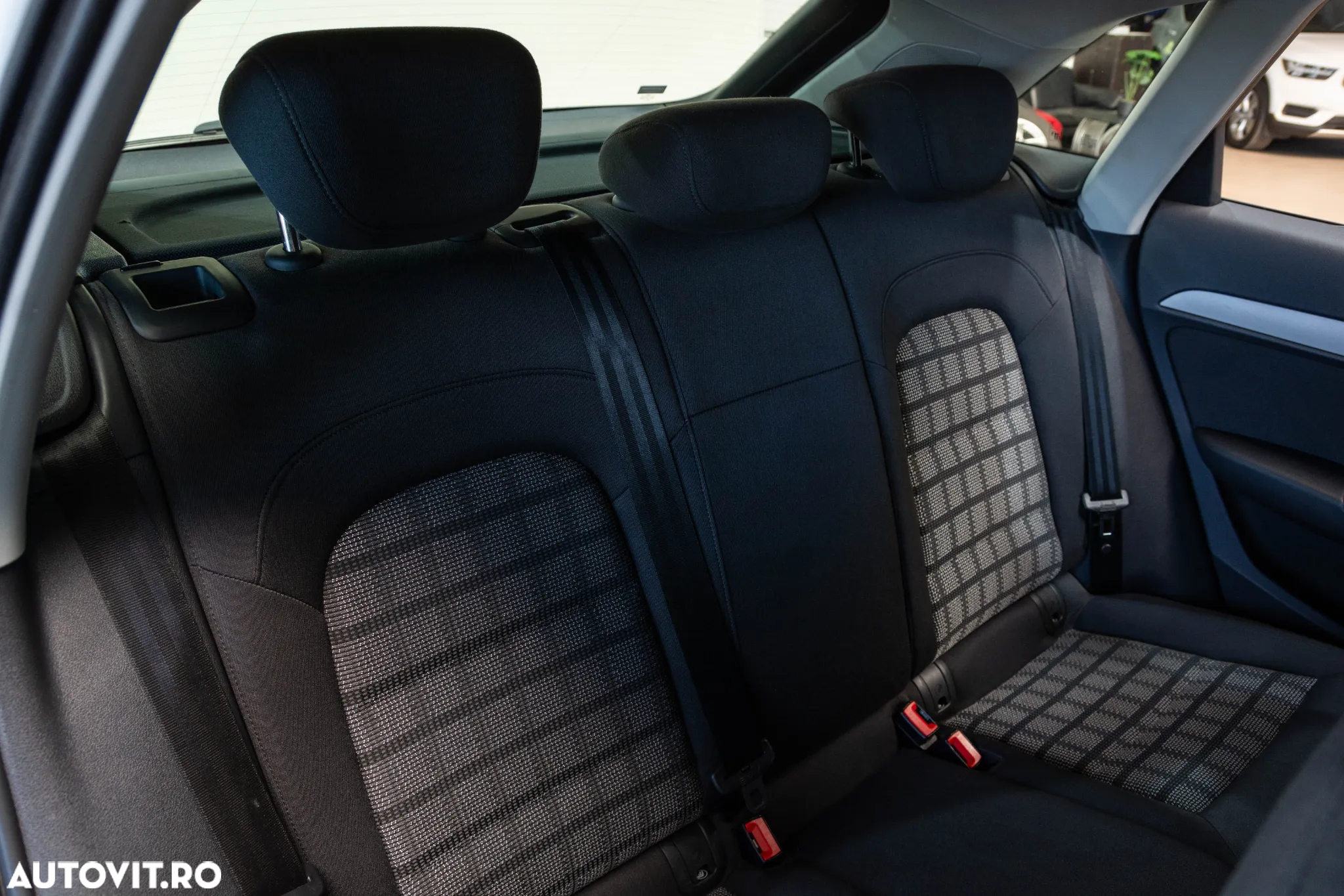 Audi Q3 2.0 TDI Quattro S tronic - 28