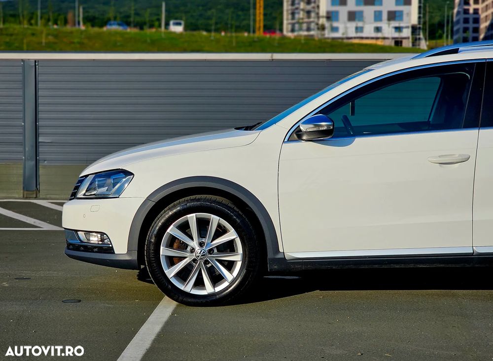 Volkswagen Passat - 16
