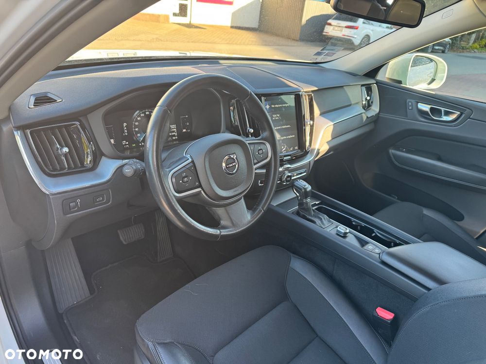Volvo XC 60 D4 Momentum - 7