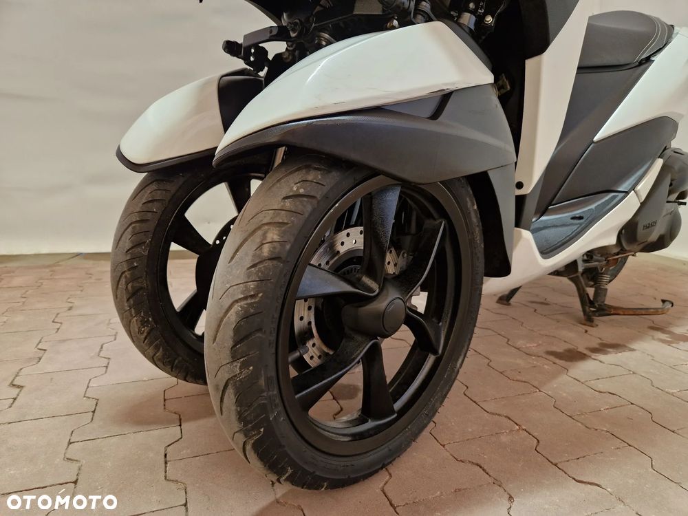Yamaha Tricity - 28
