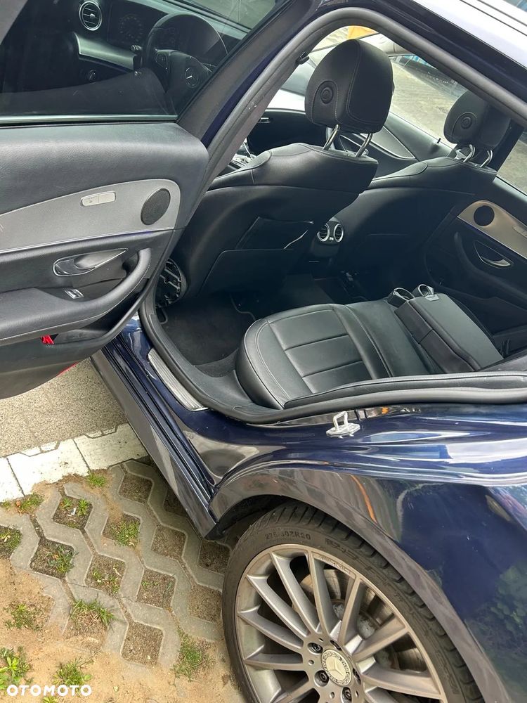 Mercedes-Benz Klasa E 400 4Matic 9G-TRONIC AMG Line - 20