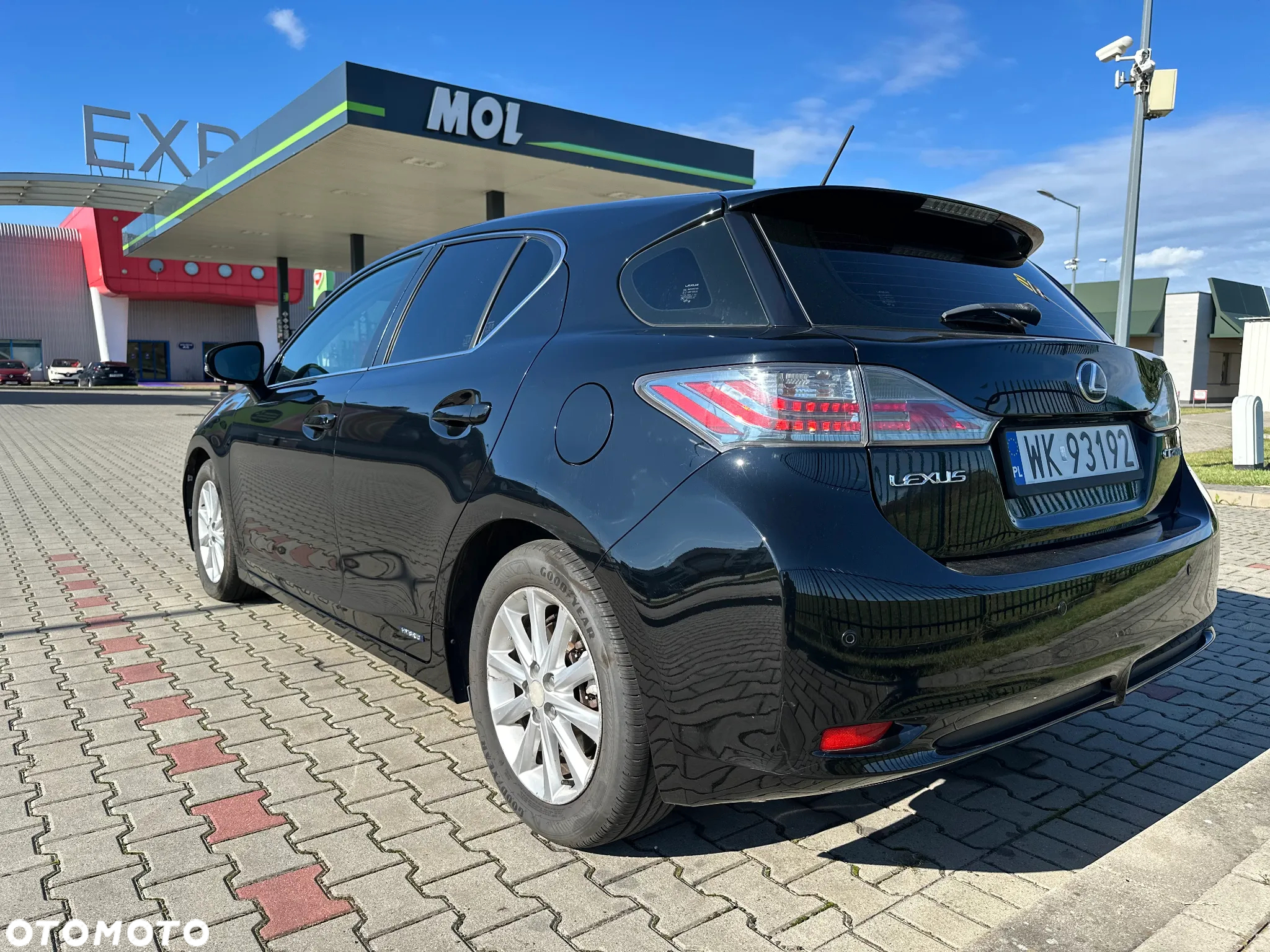 Lexus CT - 11