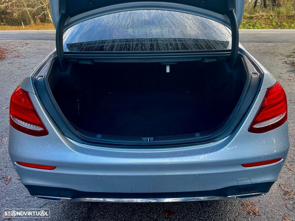 Mercedes-Benz E 300 d AMG Line - 9