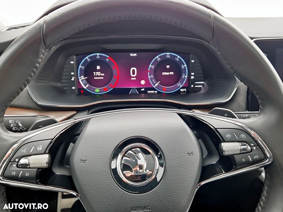 Skoda Octavia 2.0 TDI DSG 4X4 Scout - 21