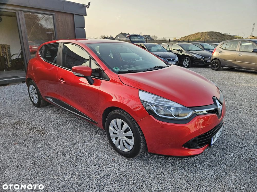 Renault Clio 1.2 16V 75 Dynamique - 9