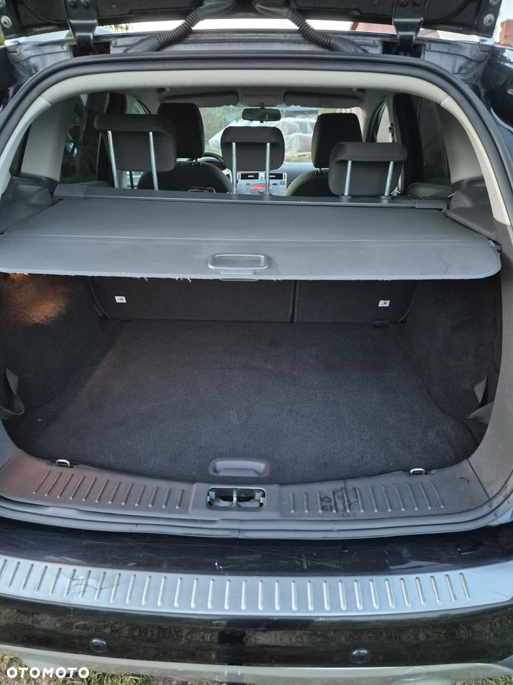 Ford Kuga 2.0 TDCi 2x4 Trend - 11