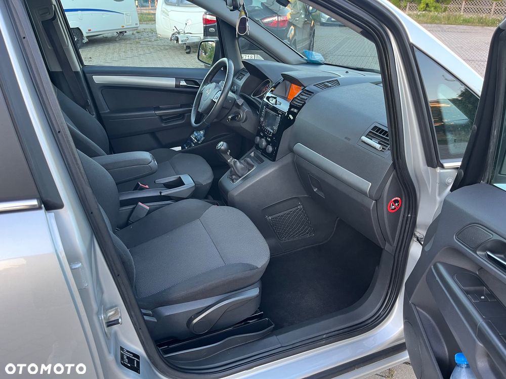 Opel Zafira 1.7 CDTI Cosmo EU5 - 11