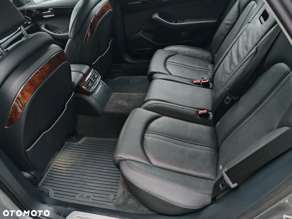 Audi A8 - 14