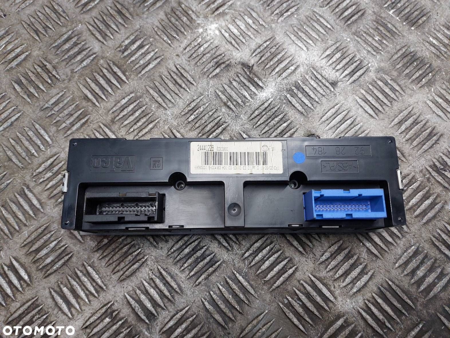 PANEL NAWIEWU OPEL VECTRA C 24441229 - 2