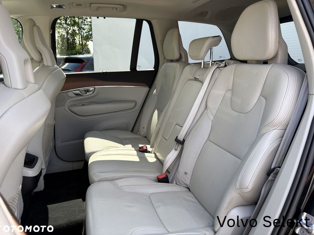 Volvo XC 90 - 10