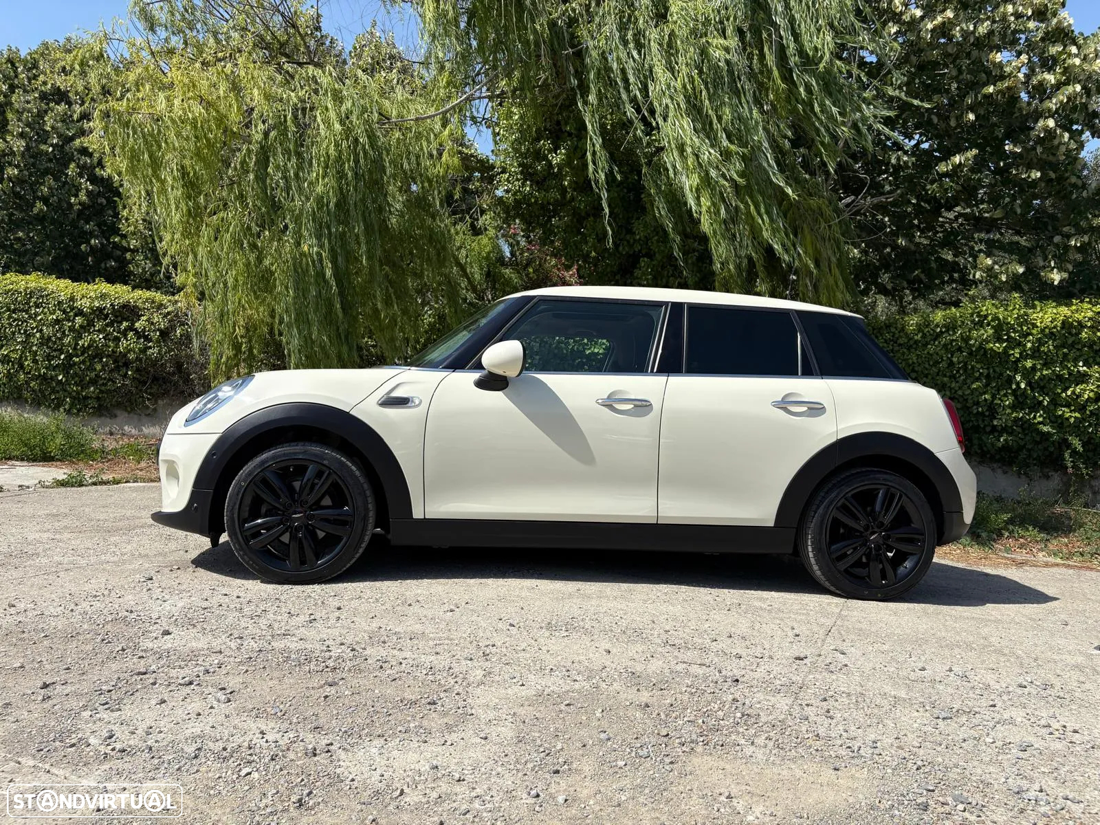MINI 5 Portas Cooper D Aut. - 7