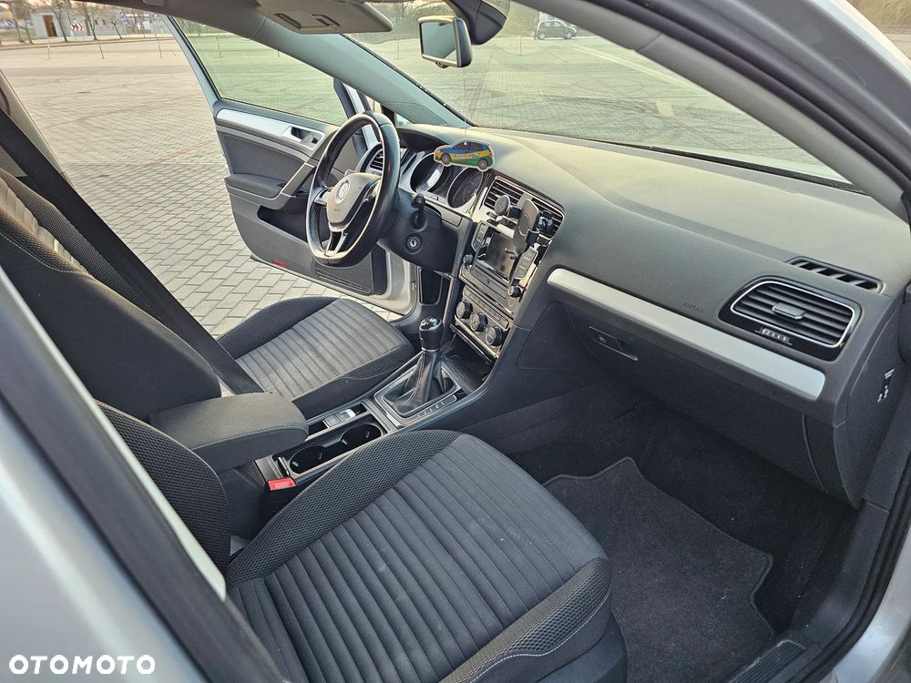 Volkswagen Golf 1.2 TSI BlueMotion Technology Cup - 22