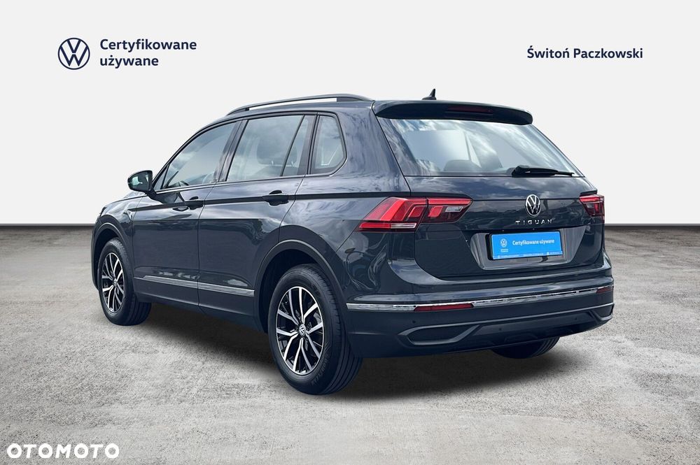 Volkswagen Tiguan - 3