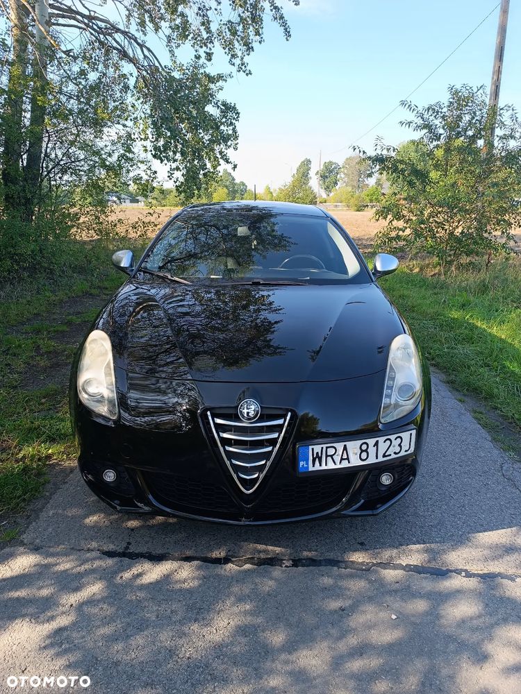 Alfa Romeo Giulietta 2011 photo 3