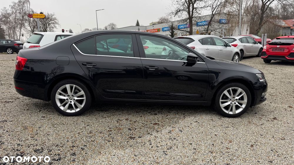 Skoda Octavia 2.0 TDI Style - 4