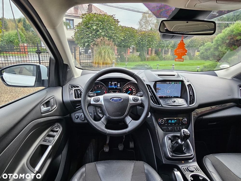 Ford Kuga 2.0 TDCi 4x4 Titanium - 35