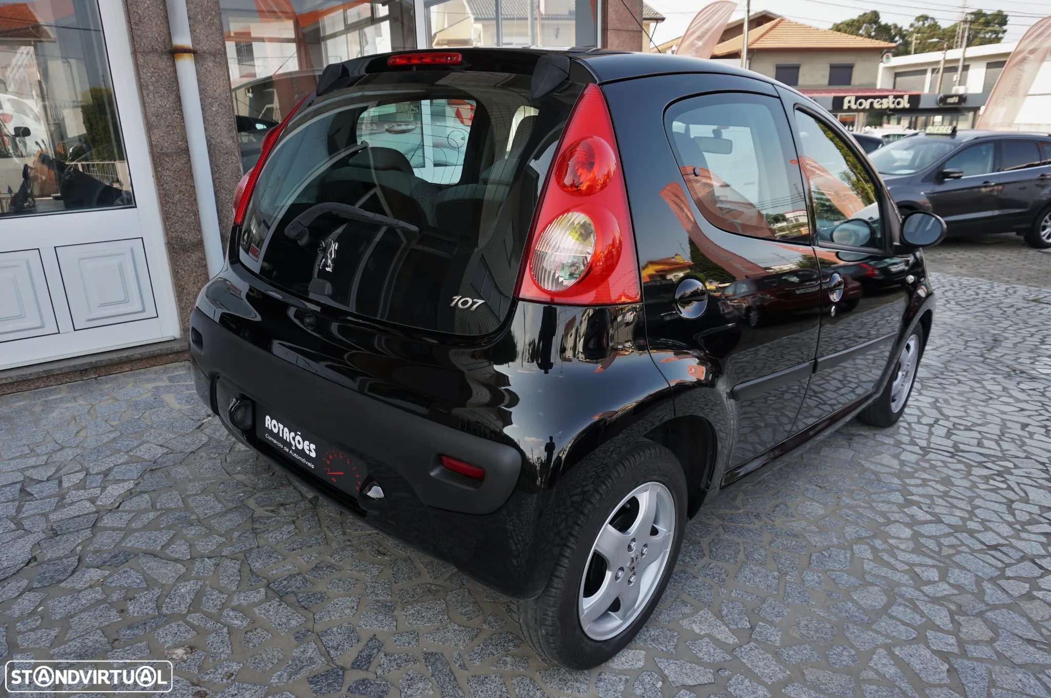 Peugeot 107 1.0 Trendy - 5