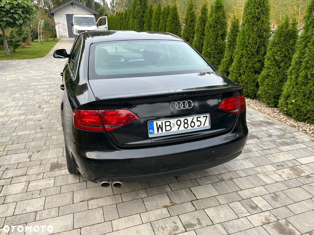Audi A4 Limousine - 29