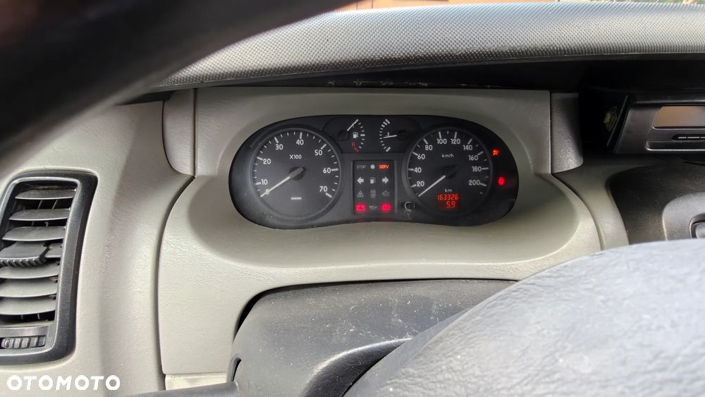 Nissan Primastar - 8