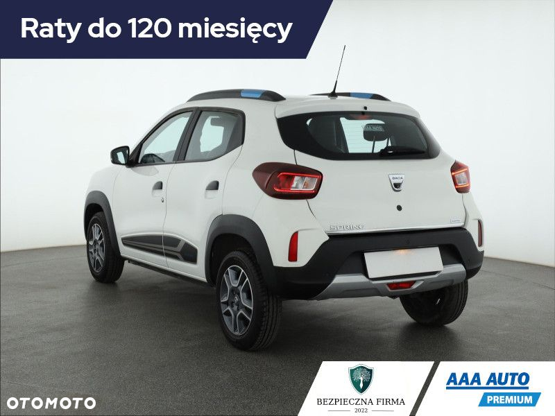 Dacia Spring - 5