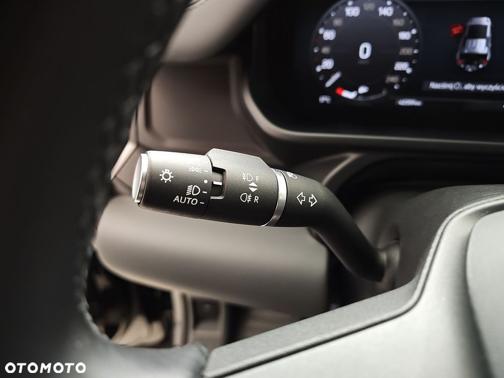 Land Rover Defender - 17