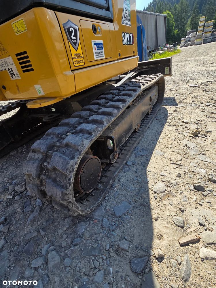 Caterpillar 302.7 - 9